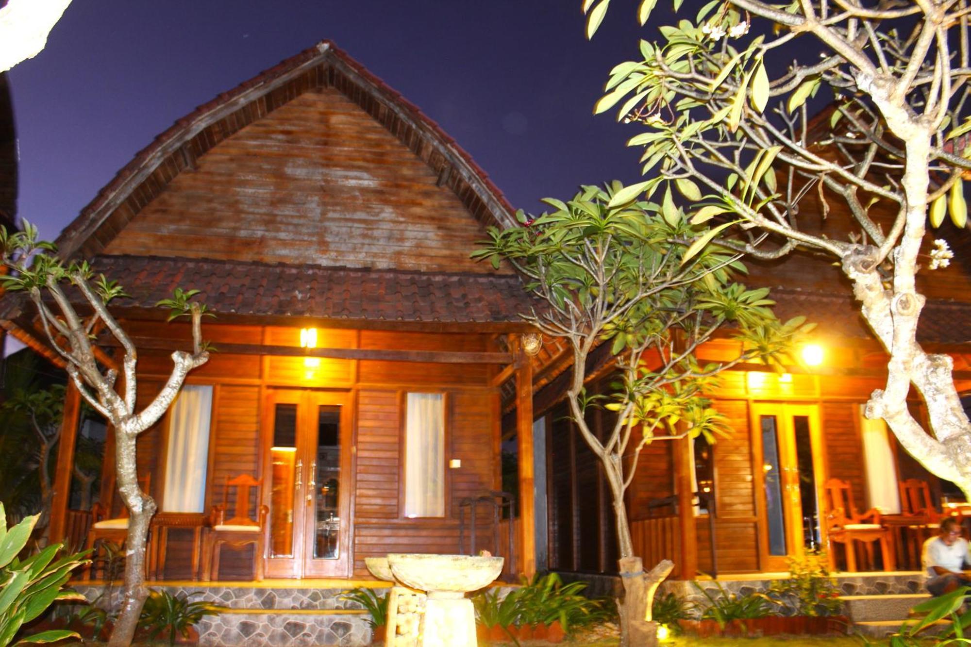 Boga Segara Villa And Resto Batununggul Exterior photo