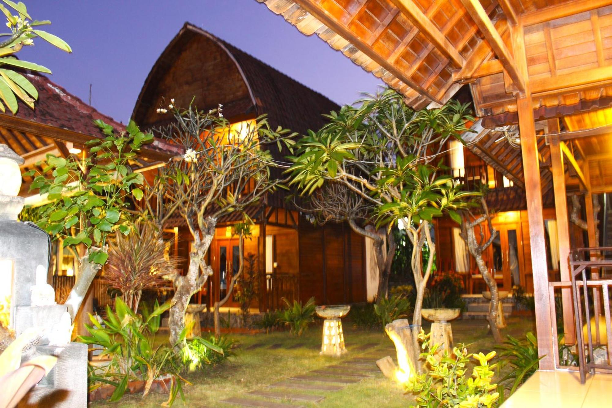 Boga Segara Villa And Resto Batununggul Exterior photo