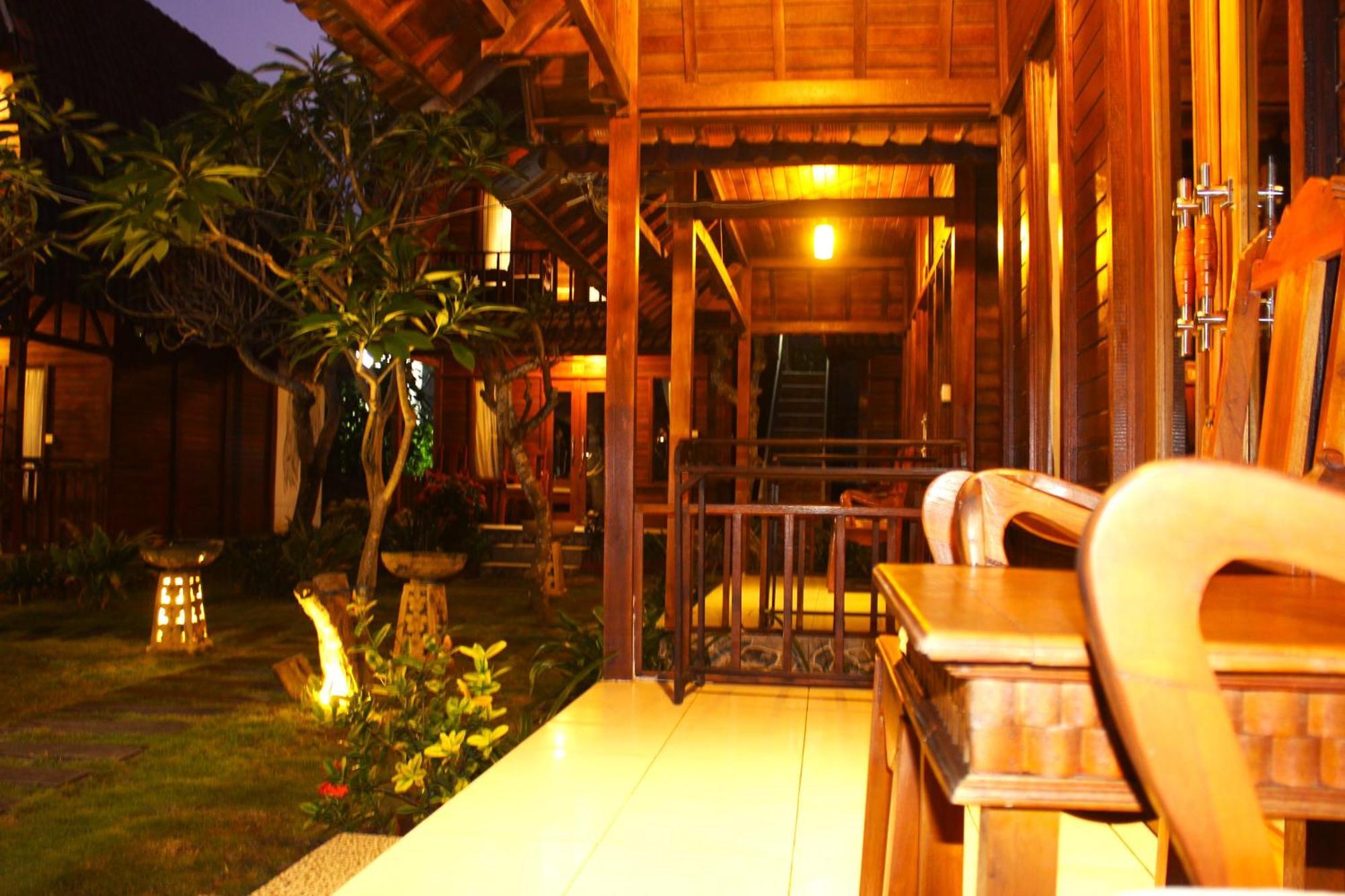 Boga Segara Villa And Resto Batununggul Exterior photo