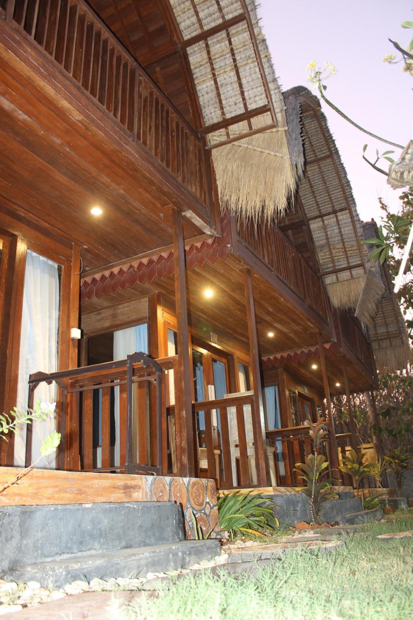 Boga Segara Villa And Resto Batununggul Exterior photo